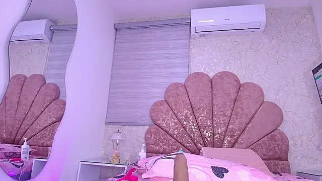 leon gaby online show from February 2026 07:54:01 PM