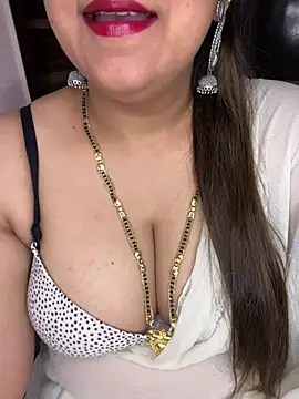 Zoya Varma004 online show from May 2026 10:55:02 AM