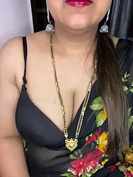 Zoya Varma004 online show from May 2026 11:17:01 AM