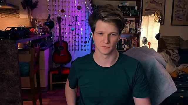 Breston Sweet online show from December 2024 07:43:02 PM