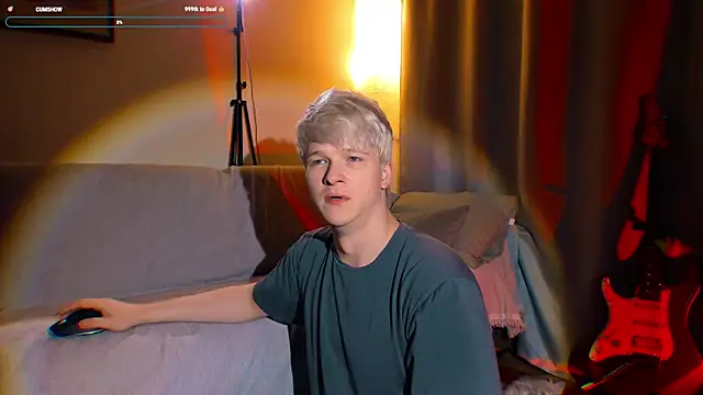 Breston Sweet online show from October 2025 08:10:01 PM