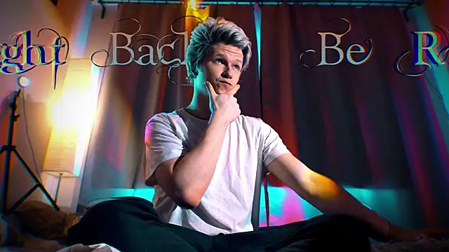 Breston Sweet online show from February 2026 10:33:01 AM