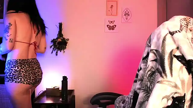 MelroseStrip online show from March 2026 09:41:01 PM