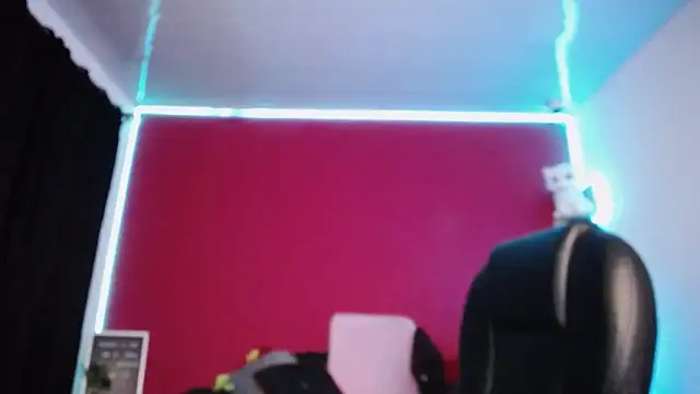 lulubigtitts1 online show from January 2025 08:10:02 AM