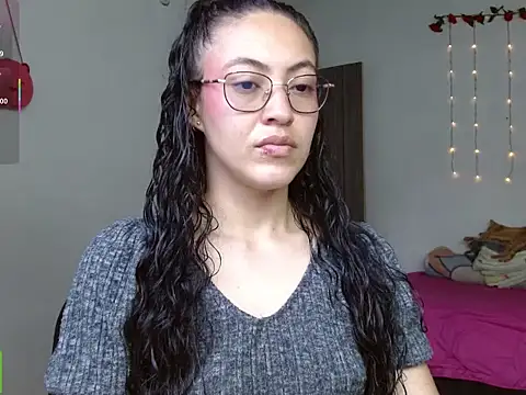 Olivia Bright online show from March 2026 07:10:02 PM