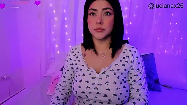 lucy26  online show from November 2025 01:38:02 AM