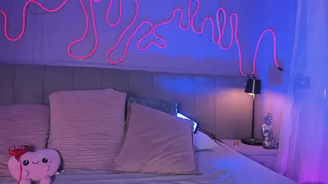 Sofly s online show from February 2026 11:53:02 AM