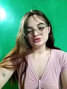 Emmacut online show from November 2025 09:28:01 PM