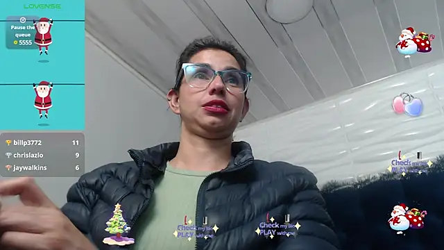 Snapshot of Eva-Williams chatting on December 2024 10:18:01 AM Eva-Williams online show from December 2024 10:18:01 AM
