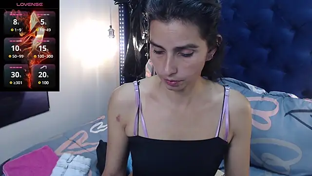 Snapshot of Eva-Williams chatting on March 2025 10:20:01 PM Eva-Williams online show from March 2025 10:20:01 PM