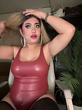 BigDominaMia online show from February 2026 06:00:02 AM