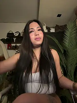 BigDominaMia online show from April 2026 06:16:02 AM