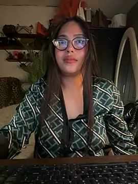BigDominaMia online show from July 2026 08:12:02 PM