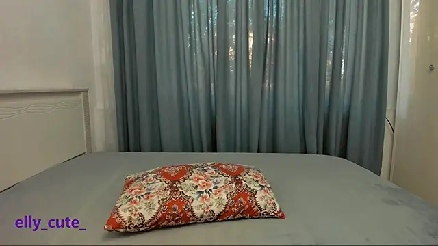 Elly Cute online show from September 2025 02:26:01 AM
