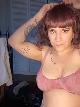 Snapshot of callmelouve chatting on March 2025 05:24:02 PM callmelouve online show from March 2025 05:24:02 PM