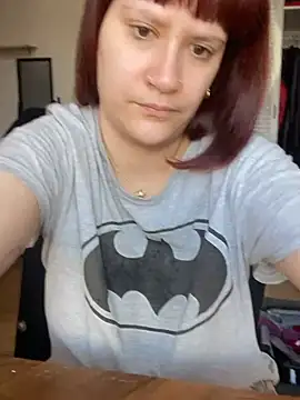 Snapshot of callmelouve chatting on March 2025 09:27:01 AM callmelouve online show from March 2025 09:27:01 AM