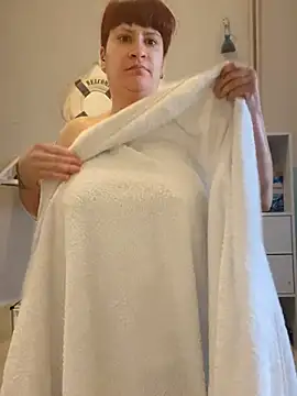 Snapshot of callmelouve chatting on March 2025 11:42:01 AM callmelouve online show from March 2025 11:42:01 AM