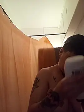 Snapshot of callmelouve chatting on September 2025 11:14:01 AM callmelouve online show from September 2025 11:14:01 AM