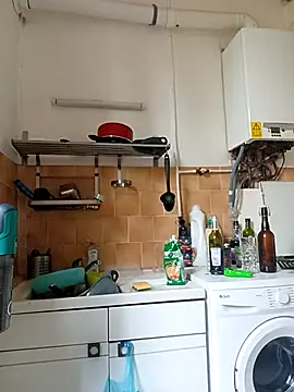 Snapshot of callmelouve chatting on October 2025 10:14:01 AM callmelouve online show from October 2025 10:14:01 AM