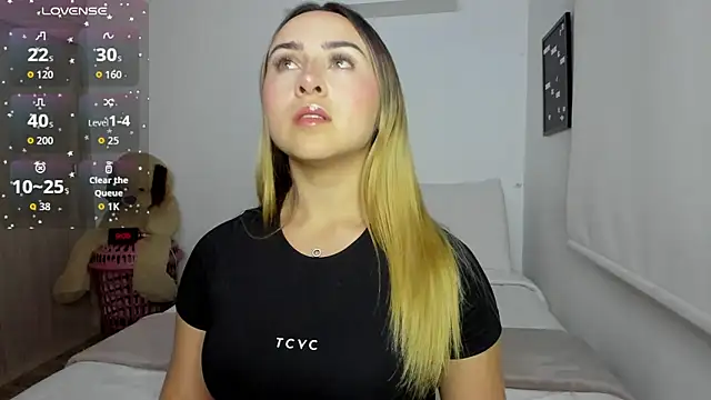 sophi mooreno online show from February 2026 02:06:02 AM