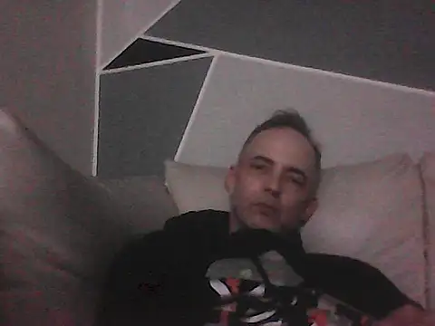 latinx44 online show from October 2025 06:28:01 AM