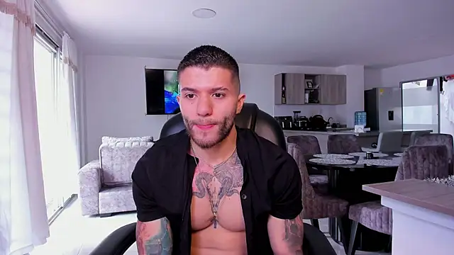 Frank Farrell online show from January 2025 08:35:01 PM