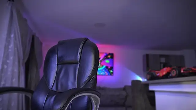 Frank Farrell online show from September 2025 12:21:01 AM