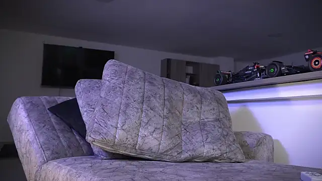 Frank Farrell online show from October 2025 12:53:02 AM