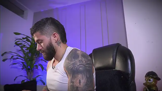 Frank Farrell online show from April 2026 01:42:02 AM