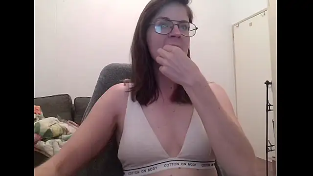 SavannaGirly online show from February 2026 10:30:02 AM