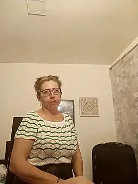 Chayla Ruiz online show from September 2025 12:21:01 AM