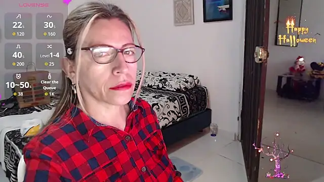 Chayla Ruiz online show from October 2025 12:48:02 PM