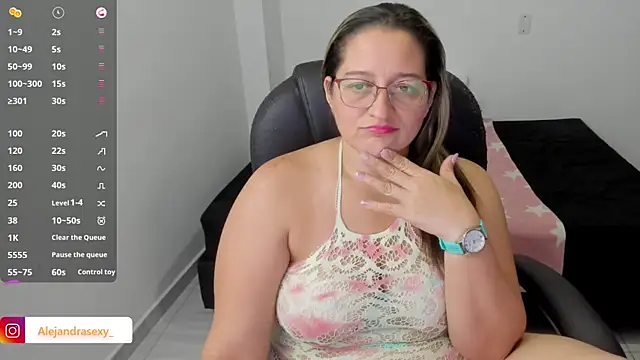 alejandra milf  online show from April 2026 09:38:01 PM