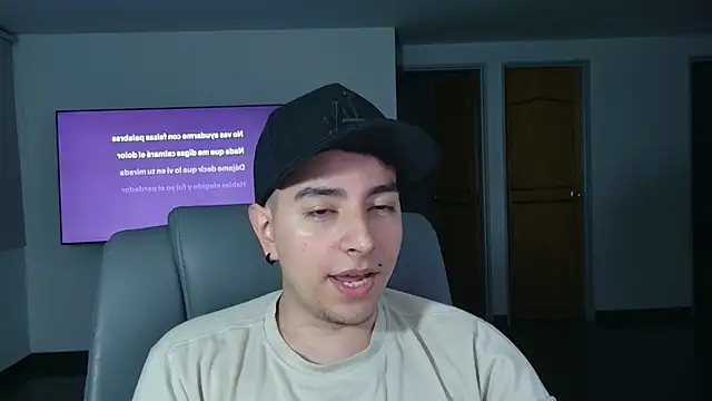 Jhoan saenz online show from November 2025 12:24:01 AM