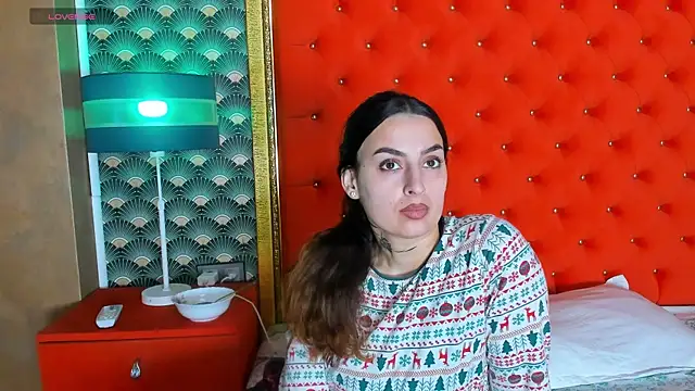 VallerieJones online show from April 2026 08:17:01 AM