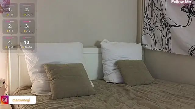 Snapshot of LisaSweetie chatting on December 2024 09:25:02 PM LisaSweetie online show from December 2024 09:25:02 PM