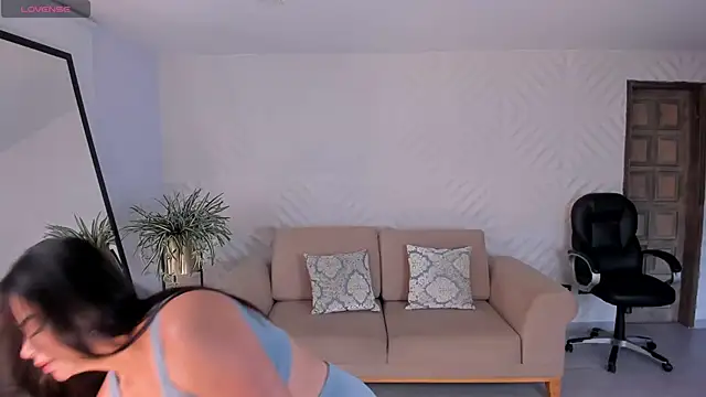 KateSunder online show from October 2025 11:44:02 AM