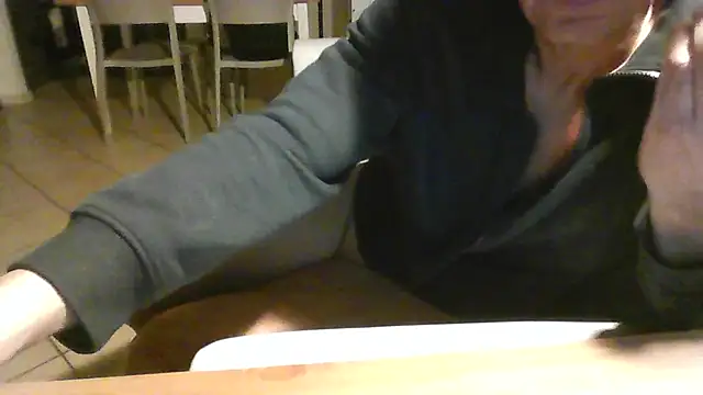 franz001970 online show from January 2025 09:25:02 PM