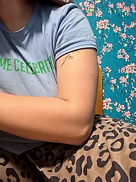 NansyyyaLiannkkaasssssa78 online show from December 2025 07:45:02 PM