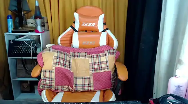 Snapshot of Deliciouscumsxz chatting on March 2025 03:22:01 AM Deliciouscumsxz online show from March 2025 03:22:01 AM