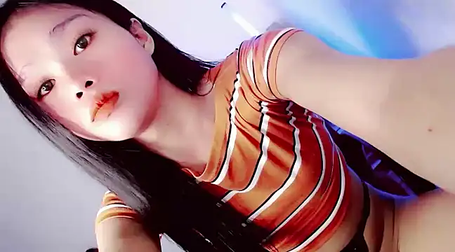 amomentoflust69 online show from January 2025 05:20:02 AM