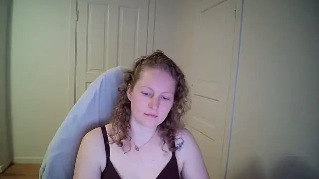 Girlnina-1995 online show from April 2026 09:34:01 AM