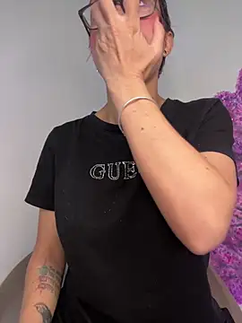 abby1nicolette online show from February 2026 04:00:01 PM