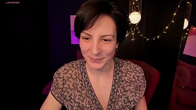 LorenDaze online show from February 2025 02:16:02 PM