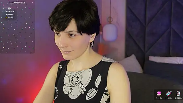 LorenDaze online show from April 2026 06:14:01 AM