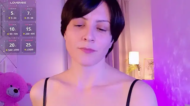 LorenDaze online show from April 2026 07:40:02 PM