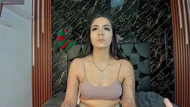 Snapshot of Tamara-evans chatting on December 2025 06:59:02 PM Tamara-evans online show from December 2025 06:59:02 PM