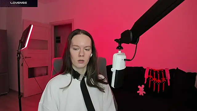 DivineBite online show from March 2026 03:05:02 PM