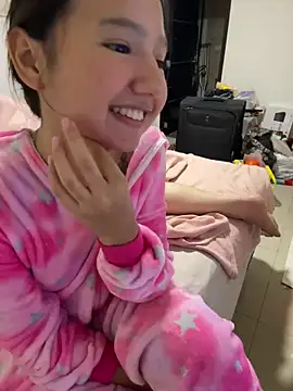 Pinkie Princes online show from December 2024 03:03:02 AM