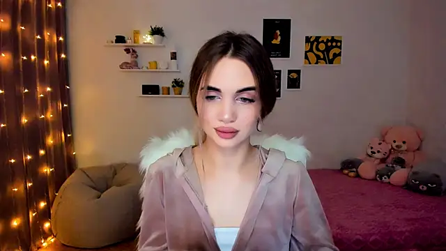 aPieceOfJoy online show from December 2024 12:33:02 AM